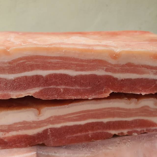 

Pork Belly / Samcan utuh / babi