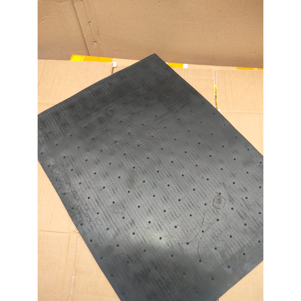 Karpet Mobil Universal TRD Car Mat Karet Tebal Keset Lantai Anti Slip - Karpet TRD Alas Kaki Karet Universal Hitam BIASA