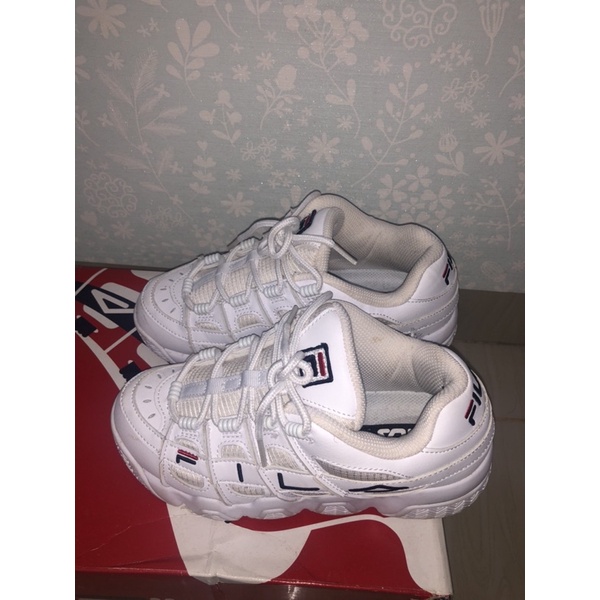 [PRELOVED] FILA BARRICADE XT 97 LOW WHITE X BTS