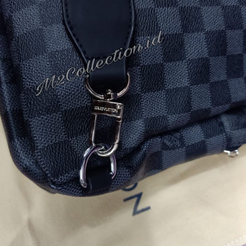 Body Bag LV Avenue Grafithie Sling Bag Premium Quality