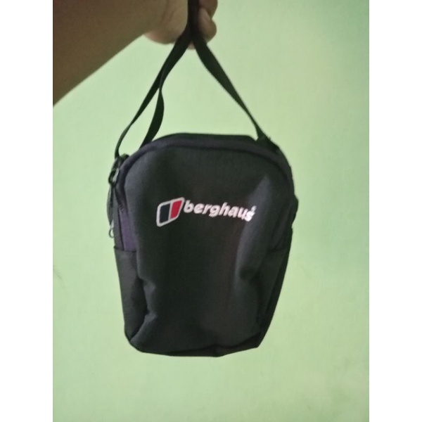 Tas selempang Berghaus