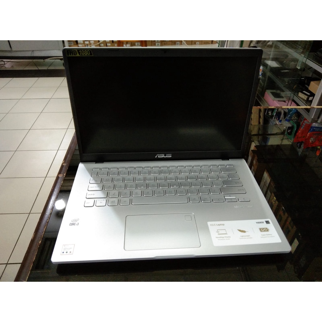 ASUS A409FA FHD321 i3 10110 4GB 256ssd W10