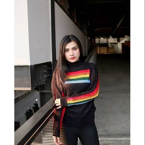 Sweater Rajut Rainbow Turtle / Baju Rajut Wanita