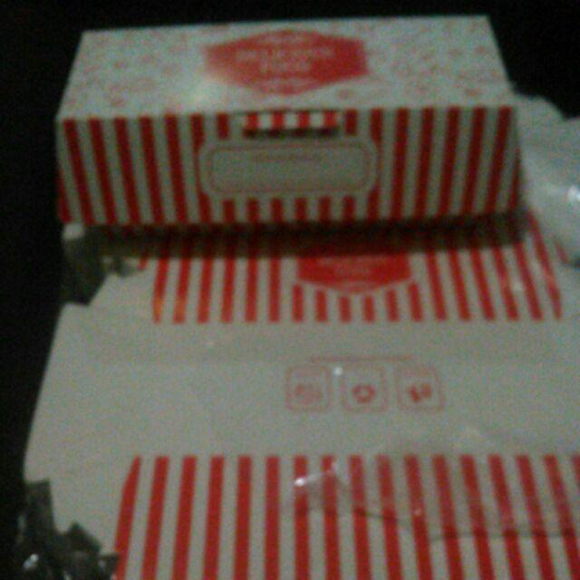 Dus Hotdog Uk 17x6,5 X Tinggi 7 Cm Foodgrade Isi 100pcs/pack