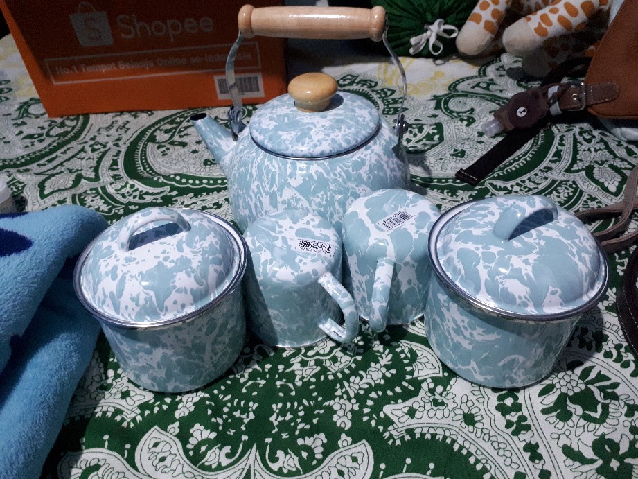 Kedaung Rome Swirl Teko Teh / Tea Kettle Sea Glass