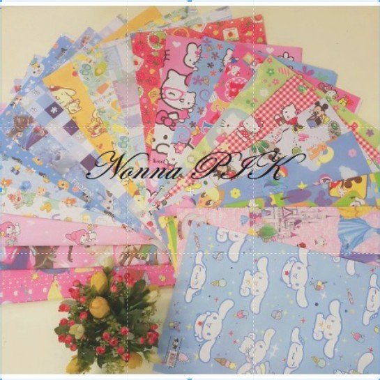 Kertas Kado Motif Kartun