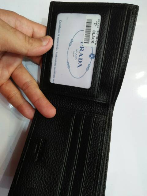 Dompet kulit lipat pendek