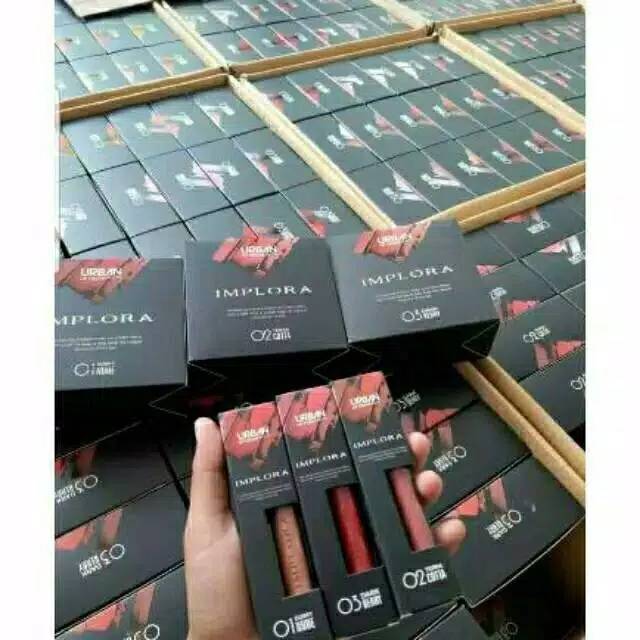 IMPLORA LIPCREAM