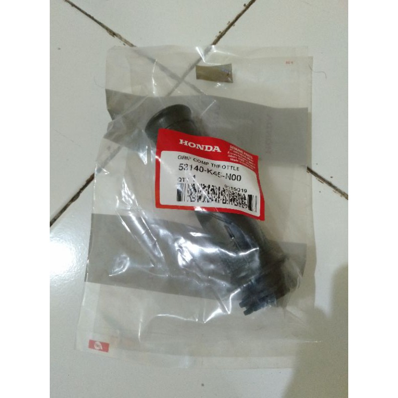 GRIP HANDLE KANAN STANG GAS CBR150R 53140-K45-N00 HAND GRIP KANAN CBR150 CBR150 R ORI AHM