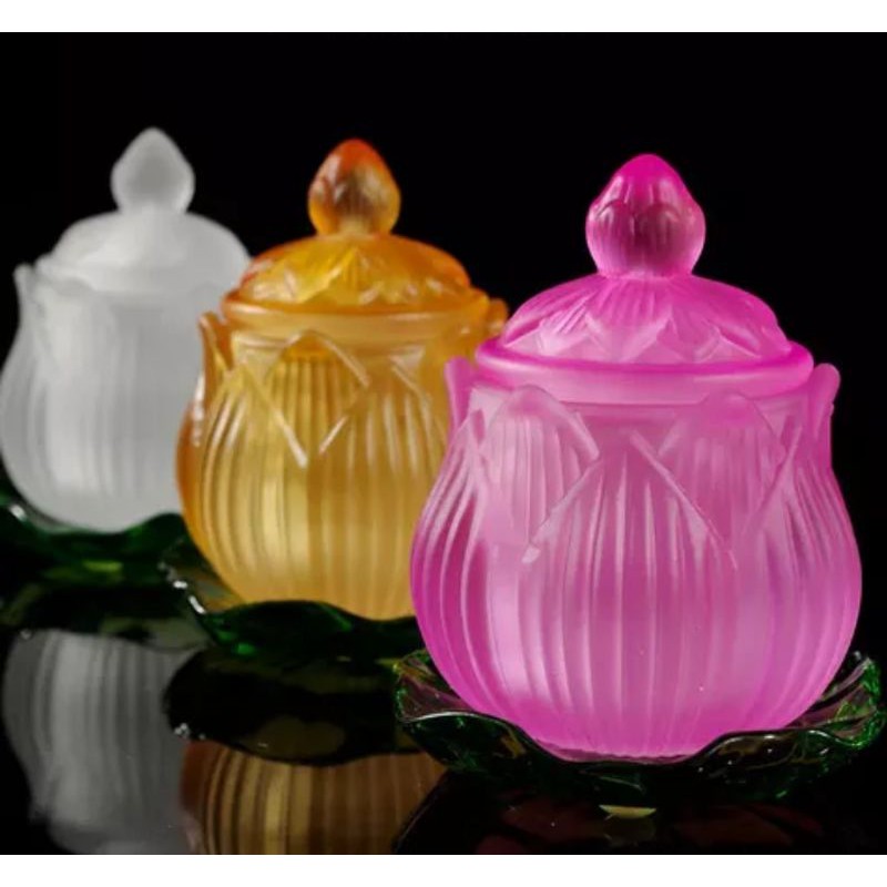 Gelas/cangkir teratai utk altar.