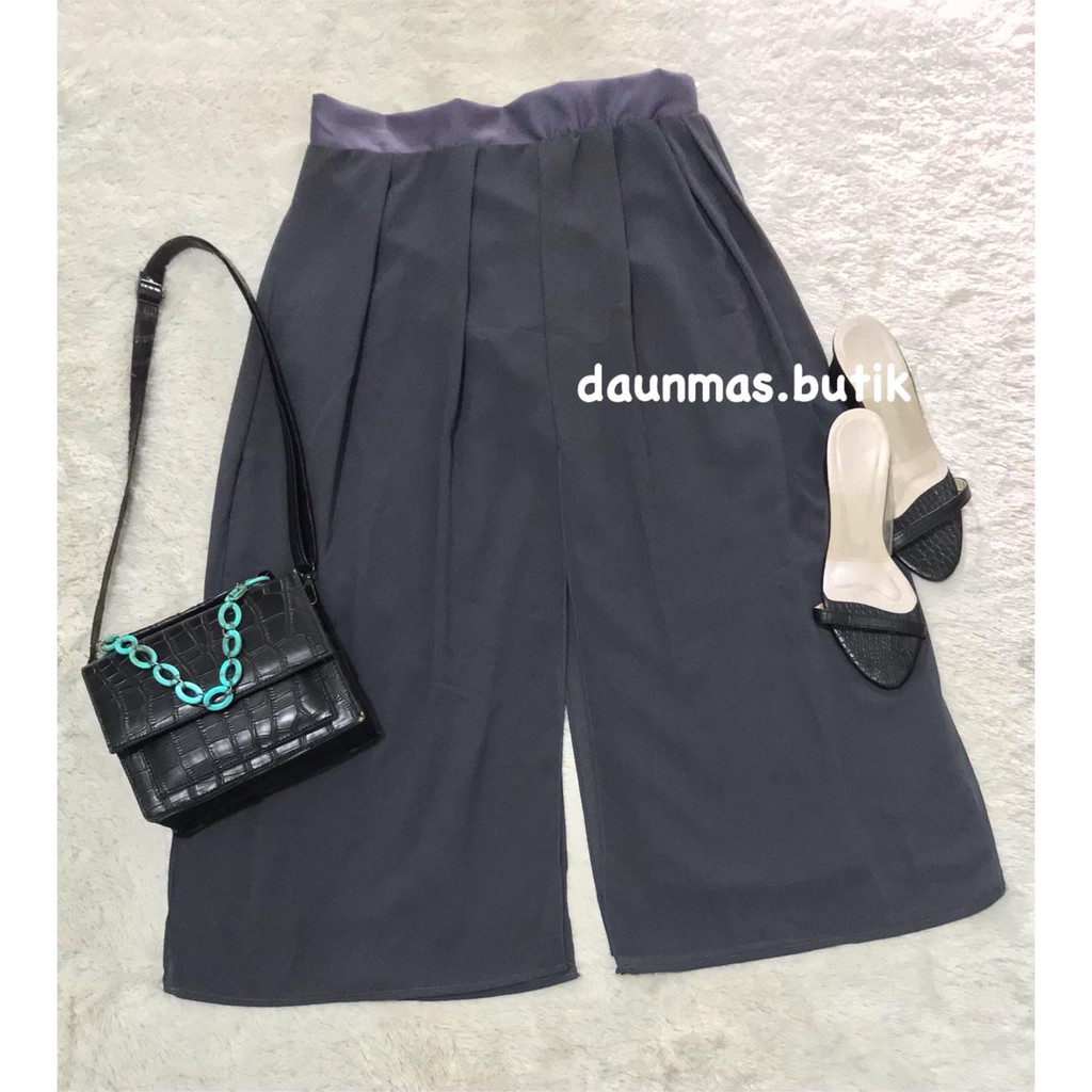 -BERRY GREY