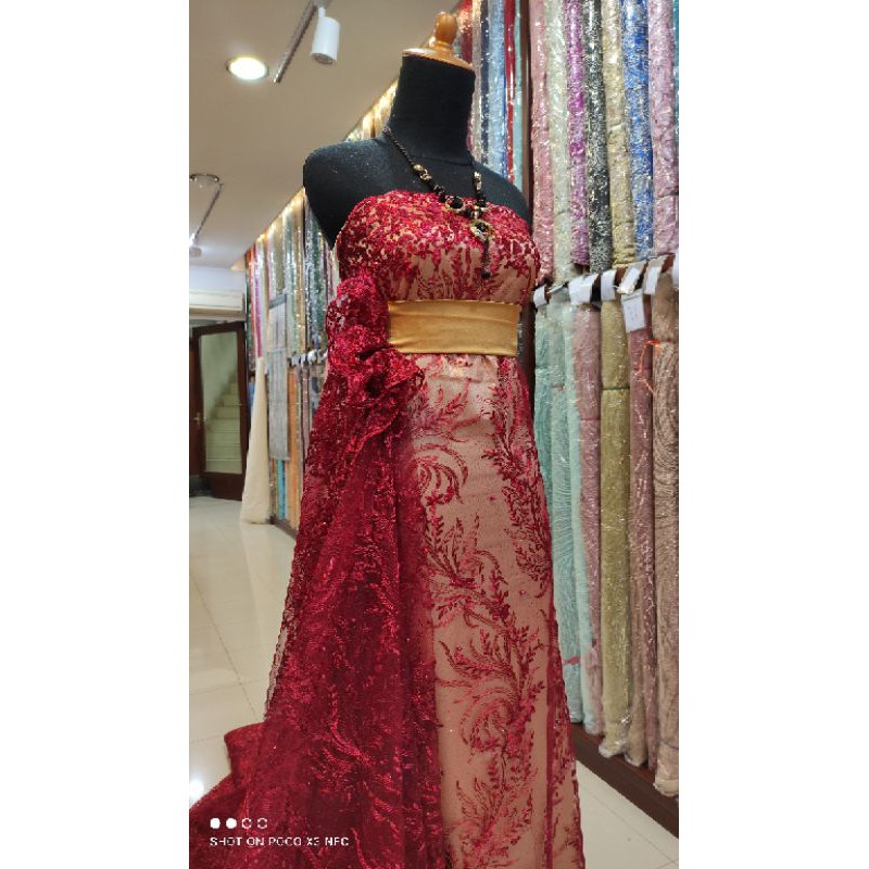 Kain Tile Brokat Lace Kebaya Dress Merah