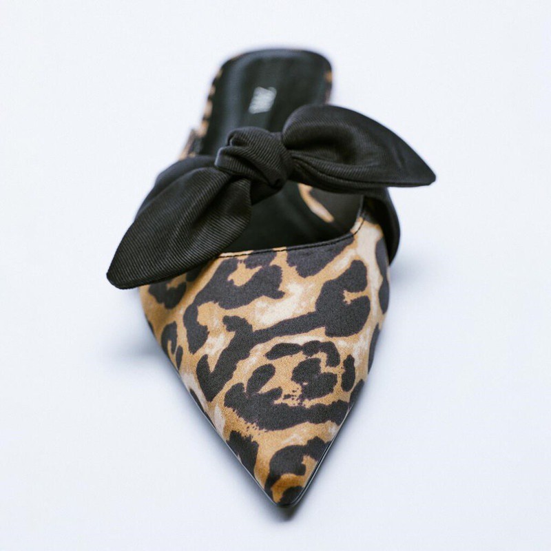 SEPATU ZR-131 ANIMAL PRINT MULES WITH BOW