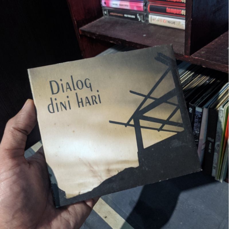 CD Dialog Dini Hari - Beranda Taman Hati
