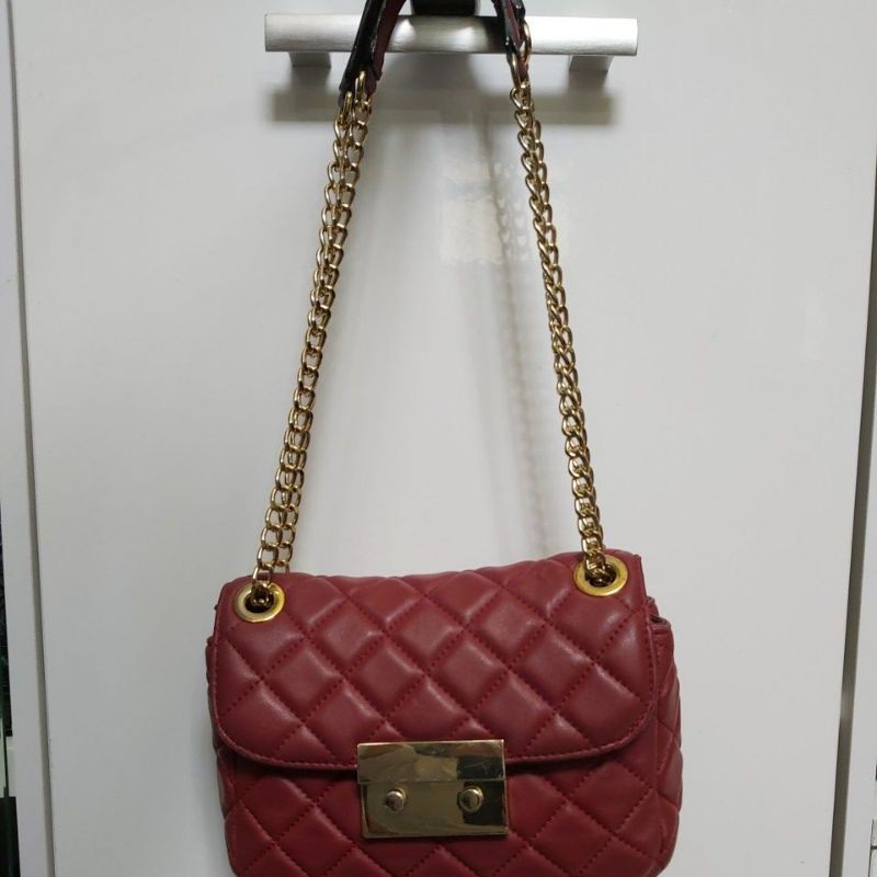 (Sold) kak indah Tas wanita sling merah mini michael kors  second import
