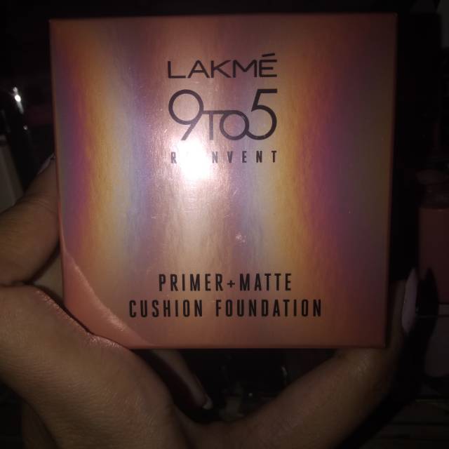 Lakme cushion