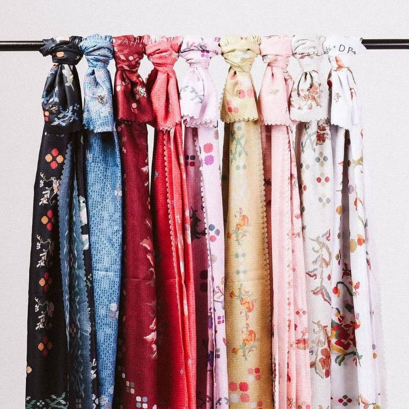 Radwah x Dian pelangi studio