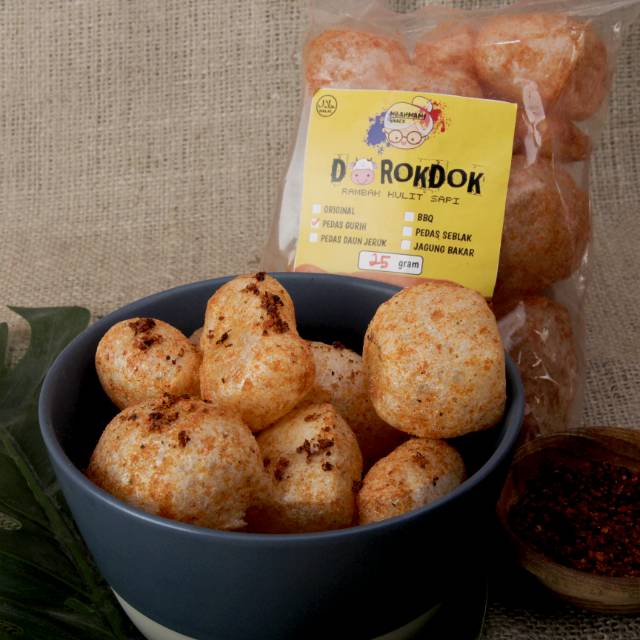 

[ BEST SELLER ] DOROKDOK / KERUPUK RAMBAK / KERUPUK KULIT SAPI RASA ISTIMEWA KEMASAN 100 GR