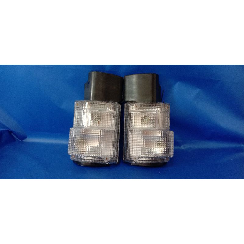 lampu sen fuso fighter harga sepasang