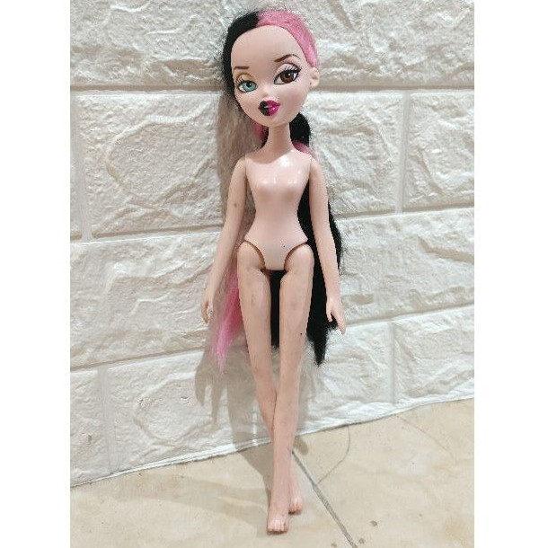 Boneka Bratz Cloetta Spelletta bukan Barbie Original Bratzillaz Bekas Second