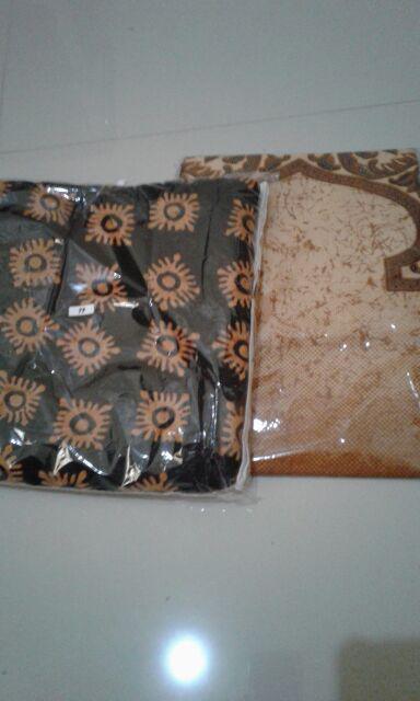 Sajadah Katun Batik Sogan Khas Solo Indonesia