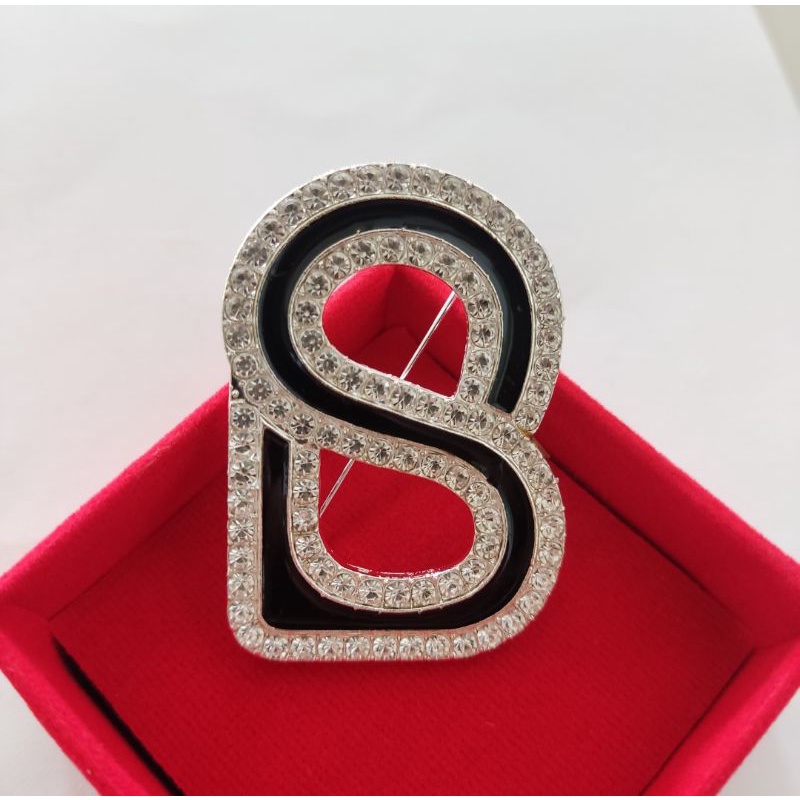 Brooch Buttonscarves KW//Bros Buttonscarves Polos/Mata/Mutiara-F-SILVER