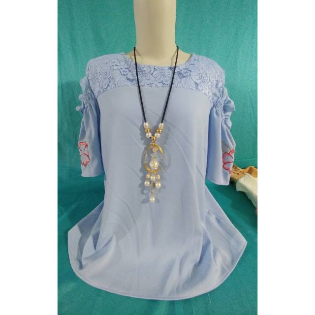 

SAKANA Floral Sabrina