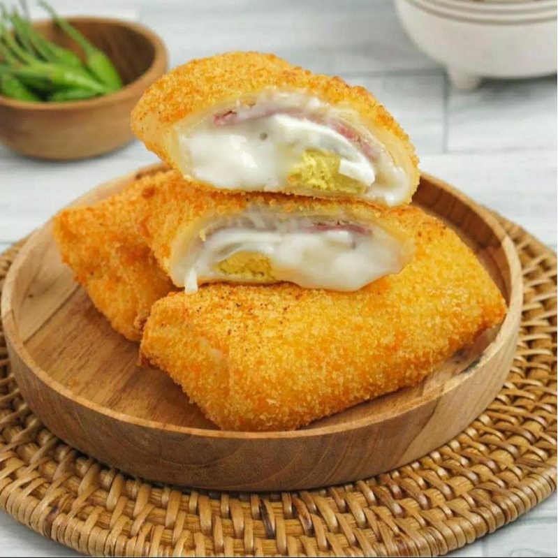 

Risoles smoked beef frozen food isi 10 pcs