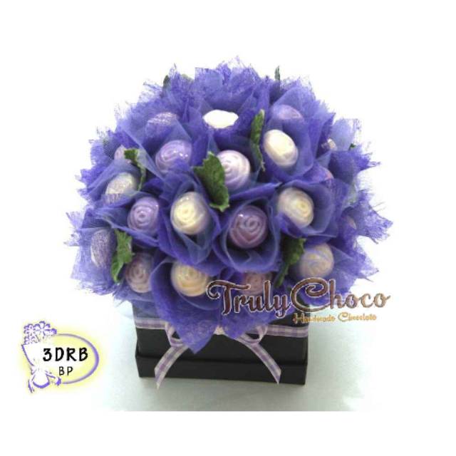 

Hadiah kado special ulang tahun cokelat Trulychoco bouquet ungu