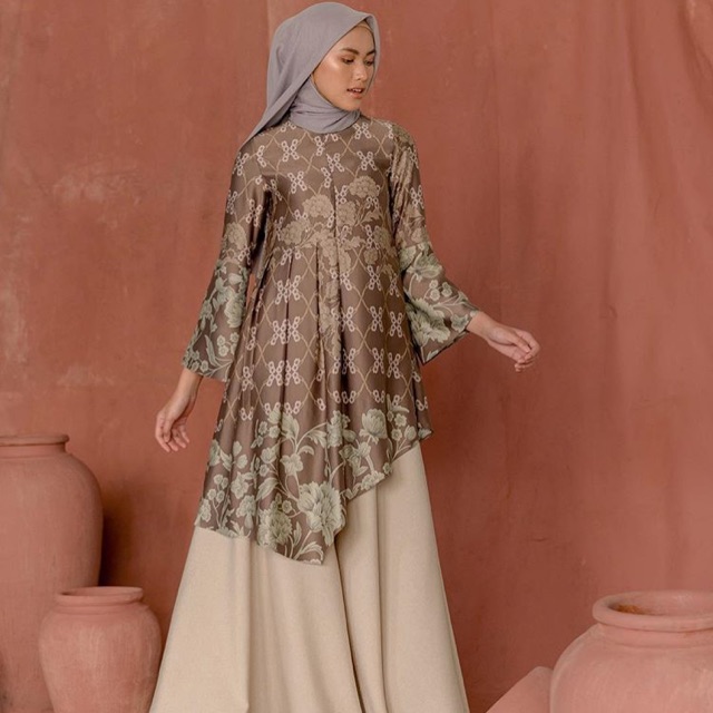 Flores Tunic Soil by WK Wearing Klamby