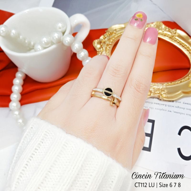 CINCIN TITANIUM MATA HITAM BENTUK KOIN KECIL - CINCIN GOLD WANITA DEWASA - CINCIN EMAS ANTI KARAT DA