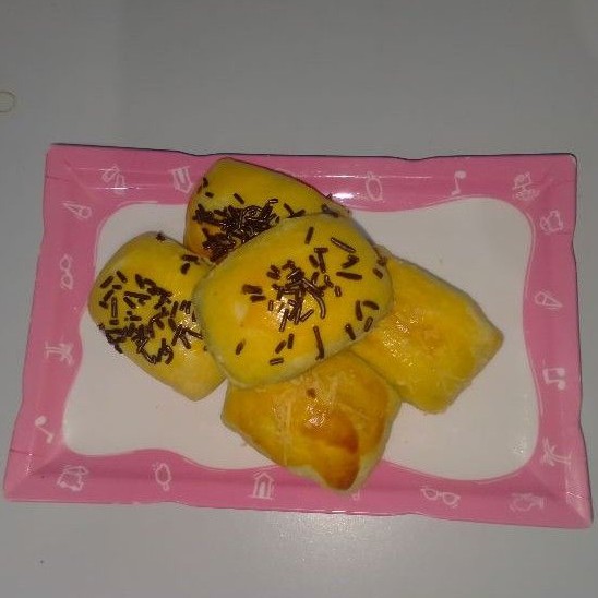 

Bollen Bandung - Hani Cookies and Pastry