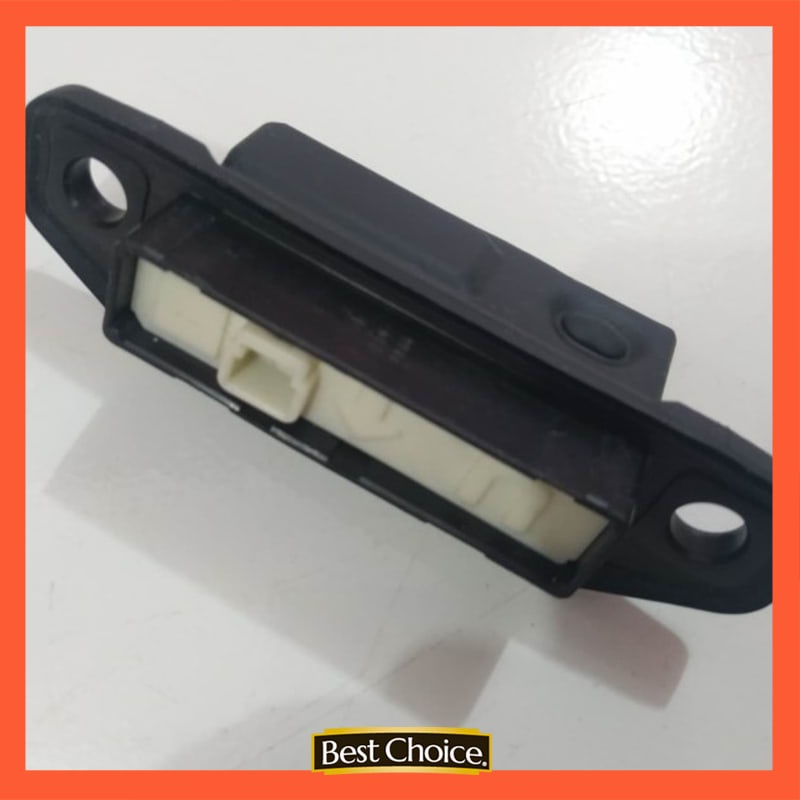 Handle pintu bagasi yaris tombol switch back door pintu bagasi yaris