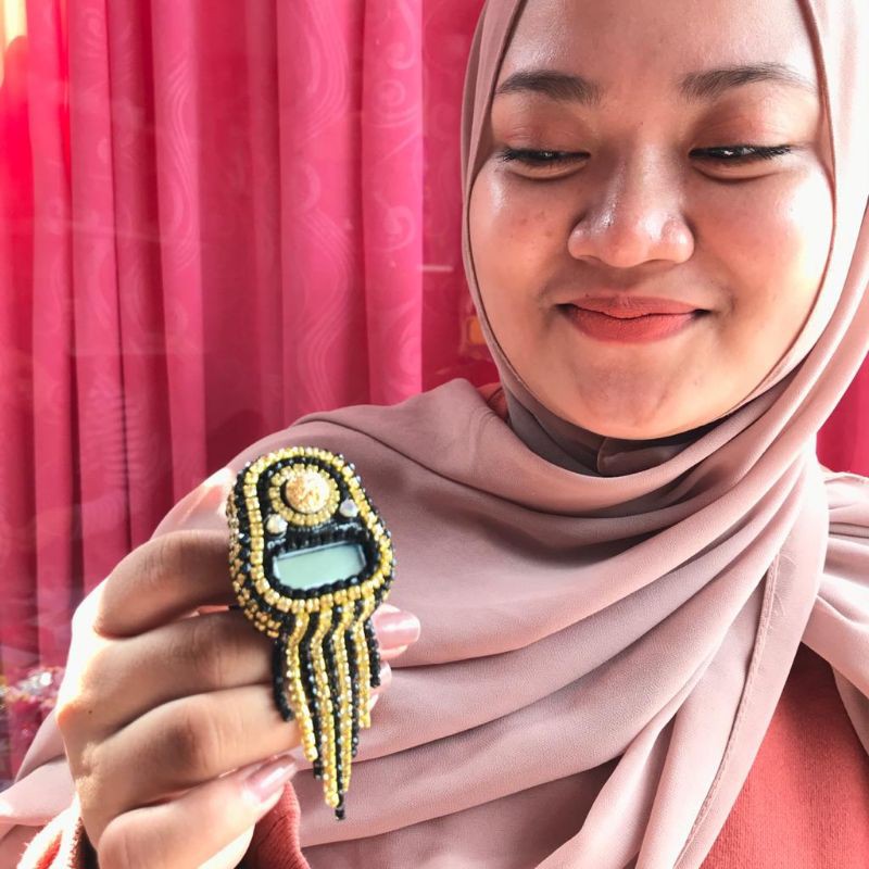 JUNTAI HITAM/GOLD SLIDE Tasbih Digital Swarovski Tasbih Cantik