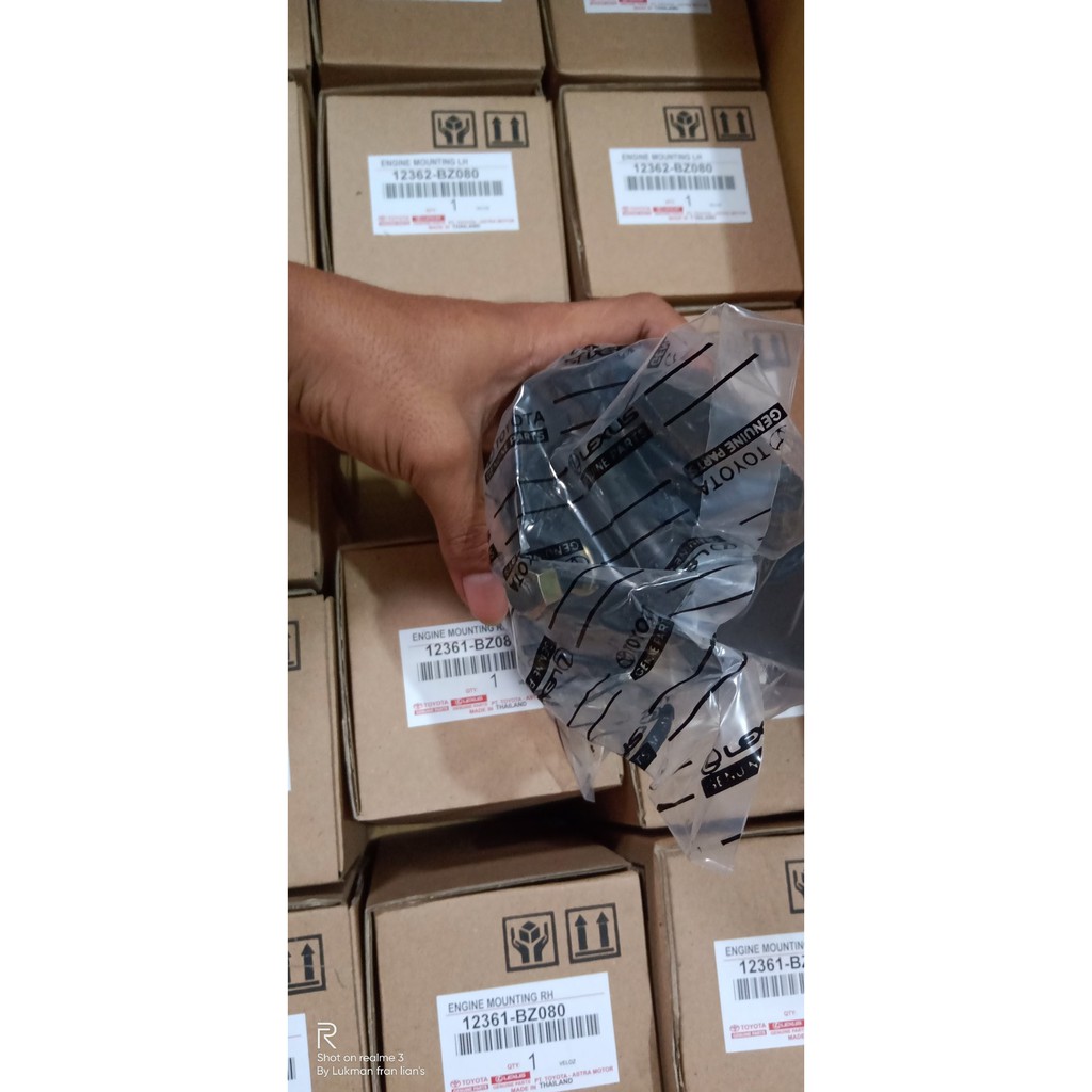 Engine mounting atau dudukan mesin Avanza Veloz