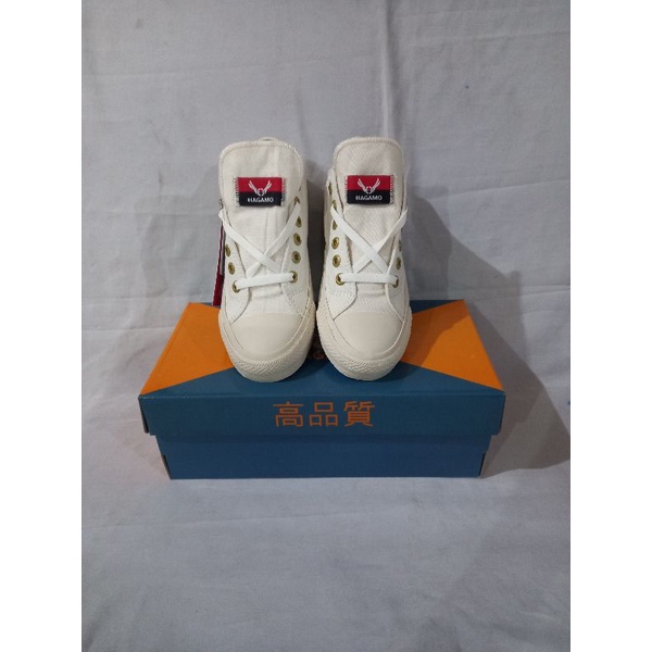 Sepatu casual sneakers HAGAMO ORIGINAL GALAXY LOW WHITE OFF