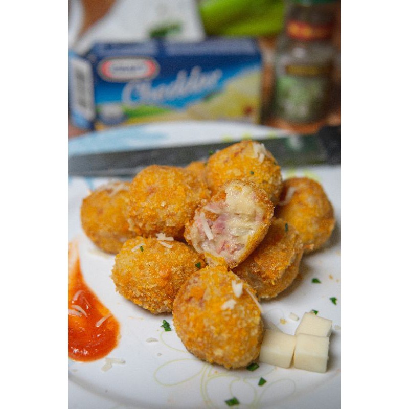 

Kroket kentang dan Brulee balls frozen siap goreng by @langitmerahkitchen