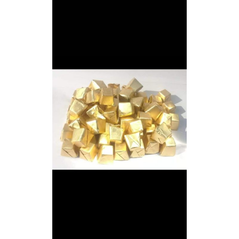 

COKLAT PRAMID MINI 1KG ISI 50