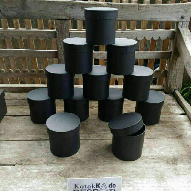 

Box bulat hitam 10x10