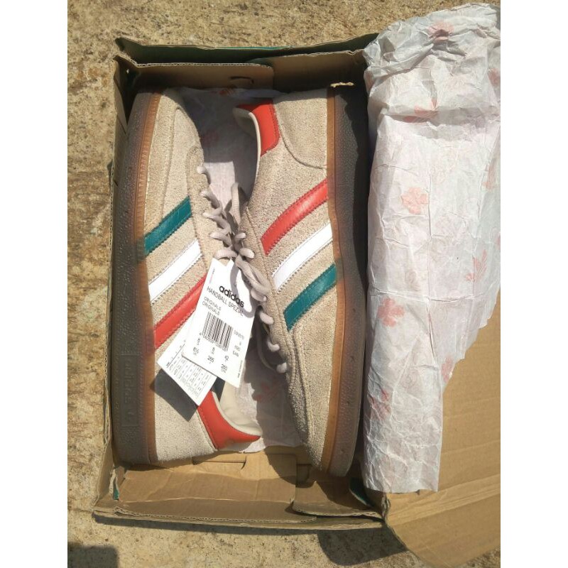 Adidas spezial st patrick beige