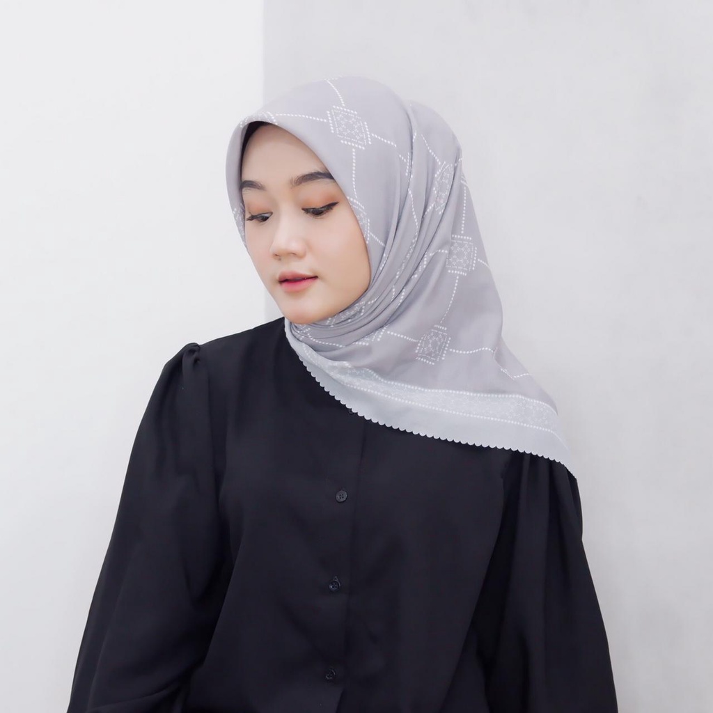 Square Motif Maira Part 1-M 12
