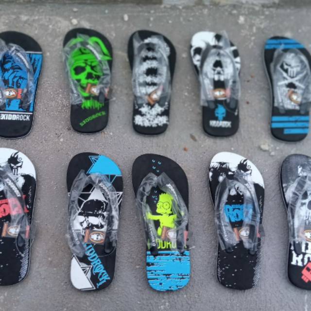 Grosir sandal distro/grosir sandal 1kodi 20pasang promo khusus jual kembali