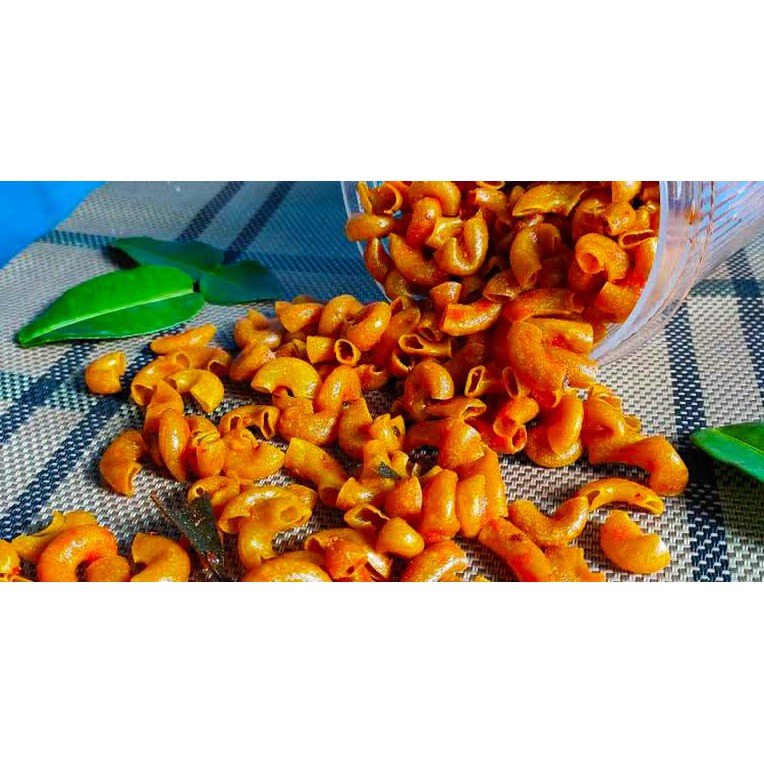 

Macaroni Bantet 1Kg Macaroni Pedas Daun Jeruk Macaroni Pedas Manis Cemilan Snack Makanan Ringan COD