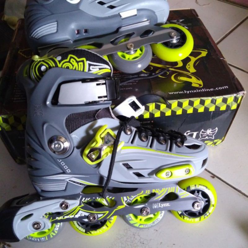 sepatu roda anak LYNX BM137 + akesoris