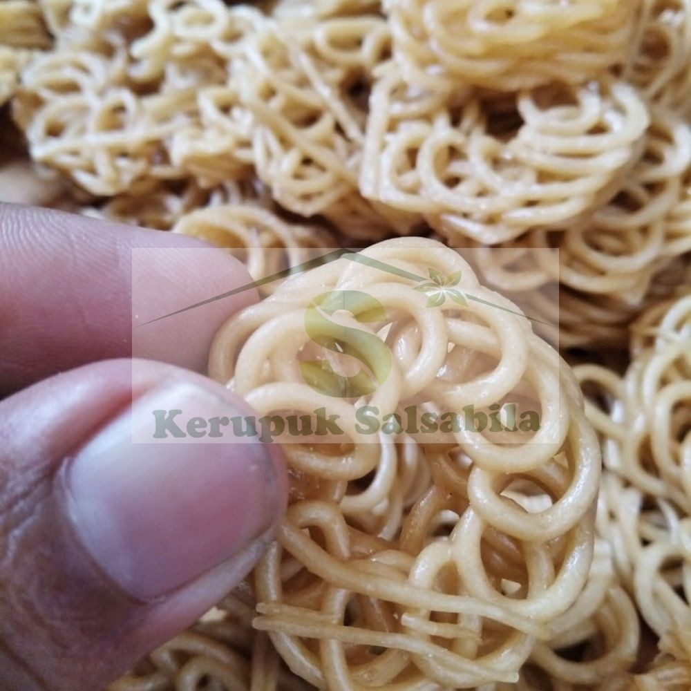 

Kerupuk mentah warna kuning / Kerupuk Mawar kecil / Kerupuk Mentah ikan