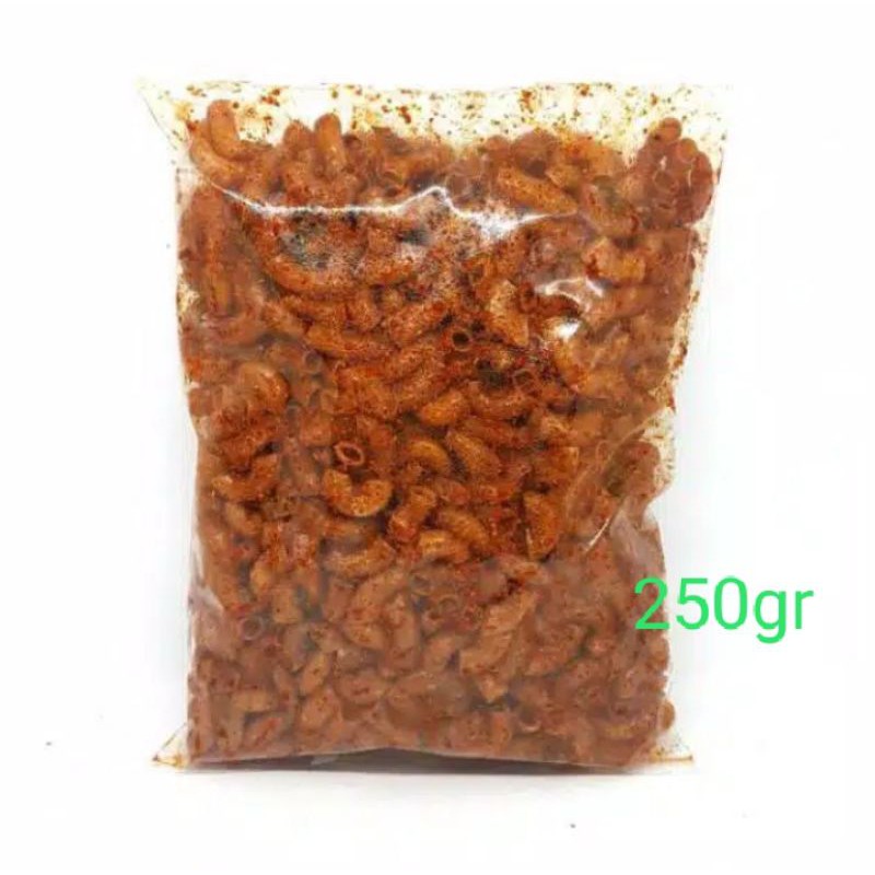 

makroni bantat 250 gr rasa gurih pedas/ snack enak