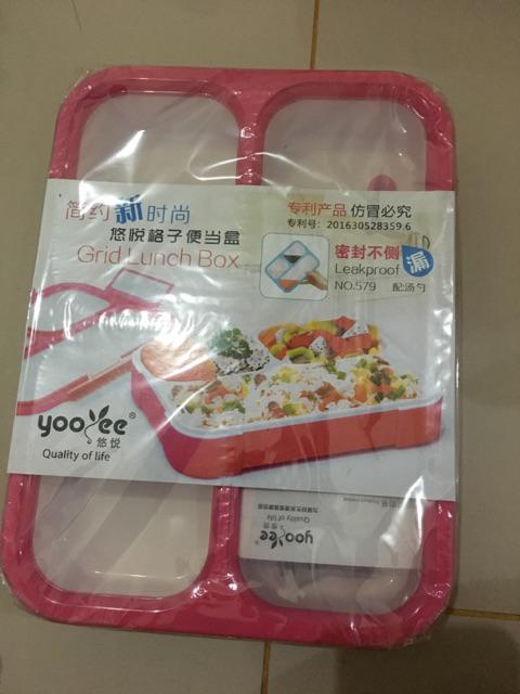 Kotak Makan Yoyee 3 Sekat