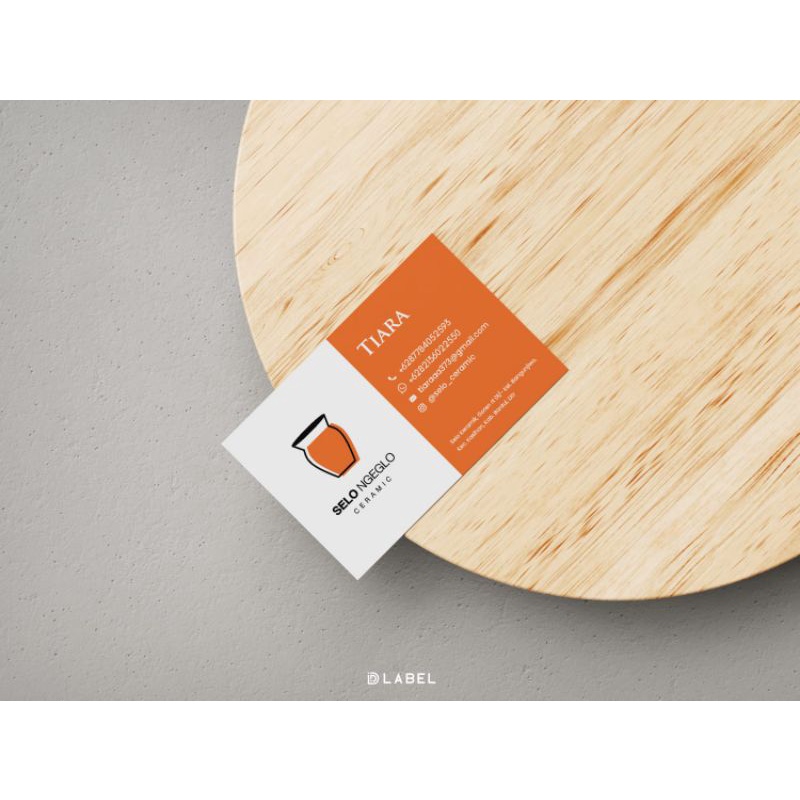 

KARTU NAMA FREE LAMINASI