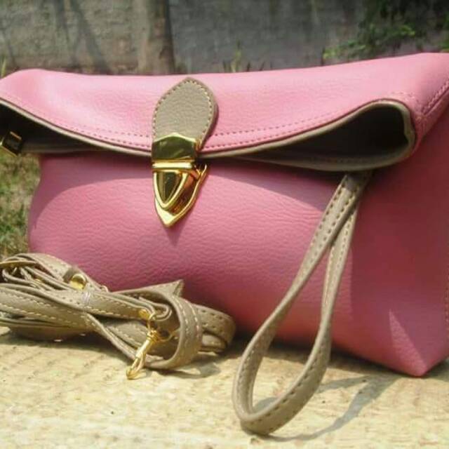 Agatha My Qeena by Kirana Stuff