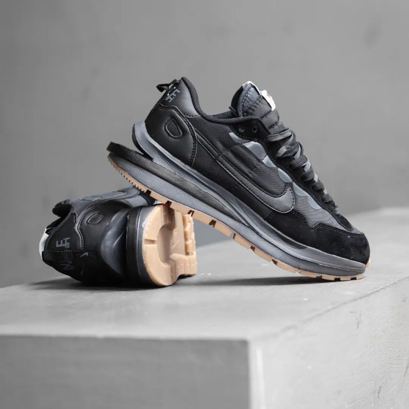 nike sacai vapor Waffle black gum